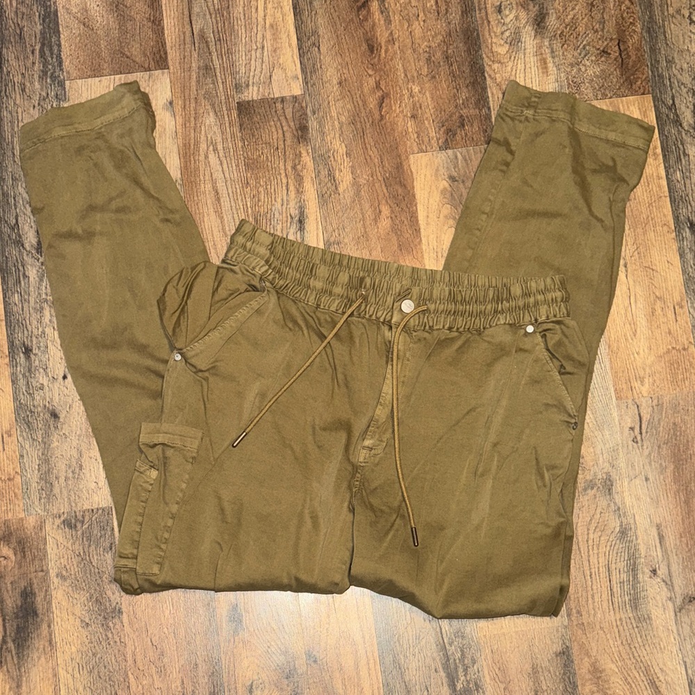 Men's Thorogood Job Fitted Pants Waist M and Length L Pants Tan
